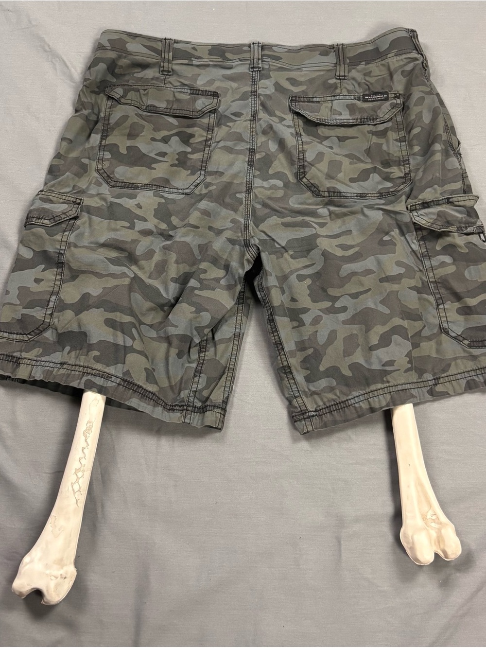 Lee Extreme Motion Camo Cargo Shorts Men’s Utility Shorts - Picture 5 of 16